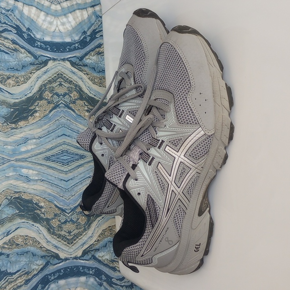 ASICS Gel Venture 8 Athletic Sneakers - Picture 2 of 7